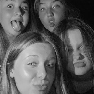 Meet your Posher, Brooke